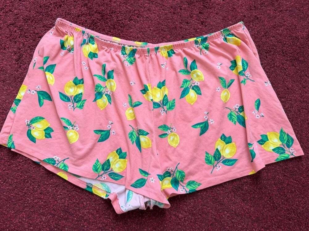 Joyspun Women's XL (16-18) Dreamy Soft Collection Pink Lemon Pajama Shorts